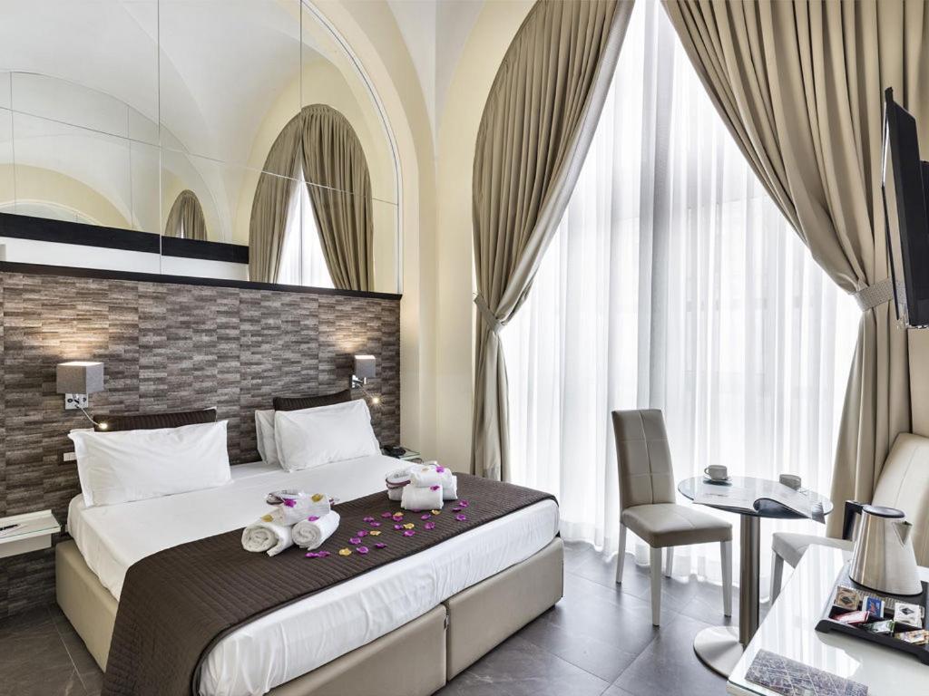 Boutique Piazza Carita Hotel Neapel